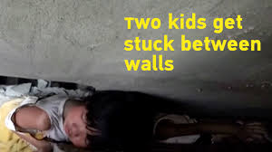 Dan yang paling banyak tersedia di dalam situs ini adalah video viral di media sosial saja ya sob. A Little Girl And Her Brother Got Stuck Between Two Walls That Were Less Than 15 Cm Apart While Playing Together In Yangxin County Central China S Hubei Province On August 27 Firefighters