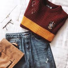 Vestiti harry potter in costumi e maschere. Vestiti Harry Potter Harry Potter Outfits Hogwarts Outfits Harry Potter Style