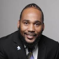 Mike Benoit's Instagram, Twitter & Facebook