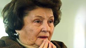 View the profiles of people named maria lucia hiriart. Lucia Hiriart Es Dada De Alta Tras Complicacion De Salud T13