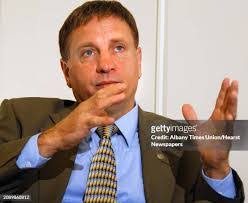 Craig Coon's Instagram, Twitter & Facebook