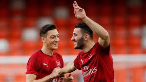 Funky fresh is the only promo taunt (so far) to be added into arsenal. Arsenal Soccer Stars Mesut Ozil And Sead Kolasinac Targeted By Knife Wielding Carjackers In London Fox News