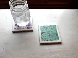 This post contains affiliate links :) i caught the découpage bug and made these coasters, along with some washer necklaces and glass marble magnets, for christmas gifts. How To Easly Make Tile Coasters Crochet It Creations