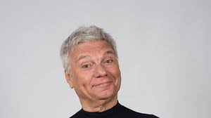 Teatre amb artistes consagrats, òpera, dansa i cinema en l'inici del 2022  al Serrano