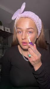 Vanessa Sundet Straight