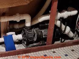 If your tub is leaking, you should always start your search for the leak by checking the union fittings underneath the tub. Diagnose Fix Hot Tub Spa Whirlpool Bath