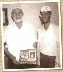 الشيخان احمد ديدات وذاكر نايك free graphic design guru dan murid free graphic