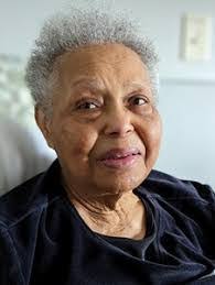 Jacqueline Boyle's Instagram, Twitter & Facebook