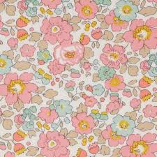 Tissu Liberty Betsy Edition 40 Ans Rose Pale 25 Cm Liberty Art Fabrics Liberty Print Fabric Liberty Fabric