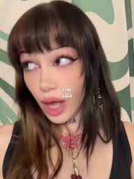 Faye Blue 🤍 (@fayebluex)