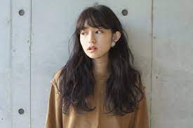 ナチュラルなパーマスタイル ロングヘア 表参道の美容室 ローブ アオヤマ loave aoyama 佐脇 正徳のヘアスタイル 髪型 ヘアカタログlala ララ ロングヘア 女性 スタイル