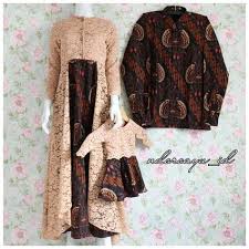 We just didn't send you that email or generate that link.… Pin Di Kebaya Brokat
