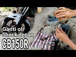 Nah tinggal pasang aja terus sesuaikan bearing rodanya aja deh. Tips Cara Benar Ganti Oli Shock Depan Cb150r Yang Pas Youtube