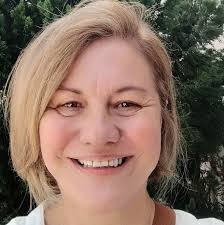 This was from our first rehearsal last week in Barcelona. Over 500 singers  from 39 countries showed up ready to roar! In this clip we are just  starting to rehearse The Battle