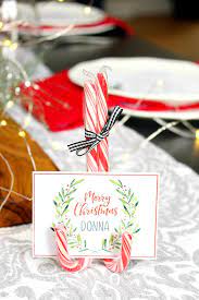 Add a touch of sparkle to your christmas table with these gorgeous gold bell place cards. Christmas Printables Free Printable Christmas Place Cards Clean And Scentsible