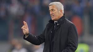Vladimir petkovic (vladimir petković) ist derzeit trainer von vladimir petkovic wurde am 15.08.1963 geboren. Vladimir Petkovic Der Andere Nzz