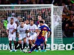 Pique rises highest in the penalty area but he is penalised for a foul on. Barcelona Vs Sevilla La Liga Final Score 4 0 Brutally Efficient Barca Win Big Home Game Barca Blaugranes