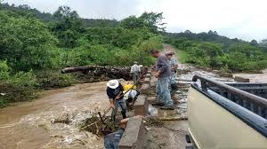 Unido a la epidemia esta tormenta. Guatemala Reporta Lluvias Y Danos Por Tormenta Tropical Amanda Noticias Telesur