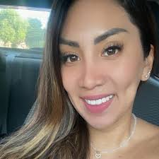 Roxana Calderón (@roxana409)