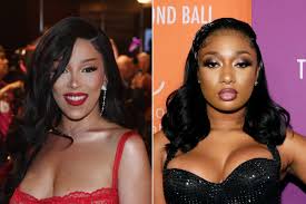 Did doja cat have nose job? Megan Thee Stallion And Doja Cat Make Billboard Chart History Revolt