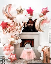 Balloon Therapy On Instagram Twinkle Twinkle Little Star We Re Completely Obsessing Over This 1st Birthday Install Trend Girl Birthday Decorations Star Birthday Party 1st Birthday Girls