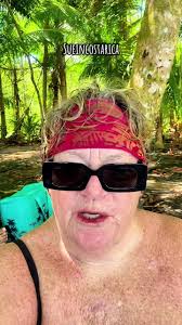 Like a really busy day.#sueincostarica #costaricavida #costarica🇨🇷  #mylife @Connor Pelletier152 @ShyQuyGay #Uvita #dominicalito #Feria  #coconut #family