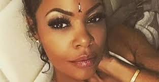 Gloria Morrow's Instagram, Twitter & Facebook