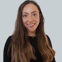 Laura Madruga's Instagram, Twitter & Facebook