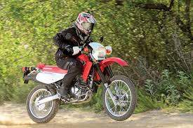 Honda carries its venerable xr650l line into 2020 but to be honest it s almost completely unchanged from the original version unleashed on the honda xr650l design. Dual Sport Test Honda Xr650l Dirt Bike Magazine