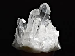 As a healing tool clear quartz combines well with nearly all other crystals. Large Raw Quartz Cluster Crystal Specimen 960g Elizabeth 4 5 Clear Quartz Crystal Clusters Specimen Natural Quartz Cluster Best Crystals Wholesale Best Crystals Wholesale