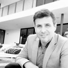 I live, work, and play in Lauderdale-By-The-Sea and know how to get you top  dollar in the neighborhood we both love. I approach each deal as an  opportunity for continued strategic investment.