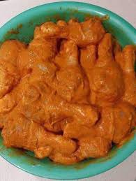 Beri lalu goreng ayam sampai matang. Ini Rupanya Rahsia Resipi Ayam Goreng Mamak Jadi Sedap Rangup Buat Jadi Ketagih Kashoorga
