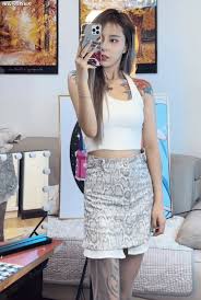 戚佳丽回应不雅视频，恋爱脑向往爱情，视频为异地恋时发给男友的--视频,异地,不雅--东方金报网|http:www.dfjb.net