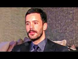 Korumalık yapan kuzgun, babasının ve yaşayamadığı çocukluğunun. Baris Arduc Burcu Biricik New Interview For The Kuzgun Raven Series It Starts Tomorrow Youtube