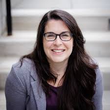 Alexis Baghdadi, MBA '23, has a new role at the Oregon Museum of Science  and Industry (OMSI).