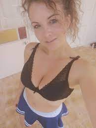 Could you name this blue eyed curly girl ? - Oksana 1112663 ›  NameThatPorn.com