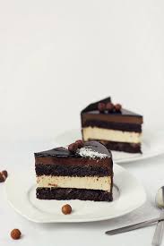 Tort Fara Gluten Cu Crema Bavareza De Cafea Si Crema Fina De Ciocolata Gluten Free Entremet Pasiune Pentru Bucata Breakfast Cake Cake Desserts Sweet Recipes