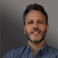 Mario Arango's Instagram, Twitter & Facebook