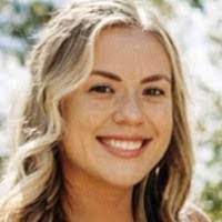 Jacqueline Applegate's Instagram, Twitter & Facebook