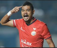 .you can download all of these bambang pamungkas transparent png clip art images for free. Biografi Bambang Pamungkas Biografi Pemain Bola