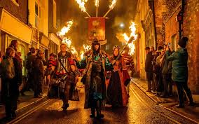 Lewes Bonfire Night Minibus Hire UK