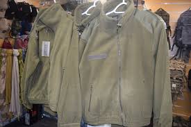 Notre surplus militaire est équipé pour faire réaliser ce type de produit. Georgin On Twitter Arrivage Blousons Polaire Militaire Au Surplus Militaire Le Drakkar A Sainte Mere Eglise Polaire Surplusmilitaire Drakkar Normandie Normandy Chasse Https T Co 6vf5hjgtbs