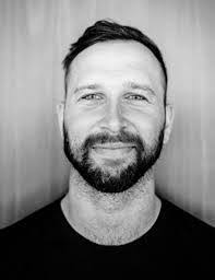 Scott Poulsen's Instagram, Twitter & Facebook