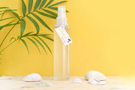Au fur et à mesure du séchage, mes cheveux se gainent et prenne un aspect « je suis à la plage et je sors de l'eau » ! Cheveux Wavy Mon Beach Spray Au Sel De Mer Sweet And Sour