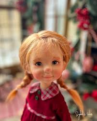 Although Siobhan already lives in her own home, I still want to share her  sweet smile with you again and again. 🌲✨💕