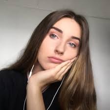 Lillian Bruce (@LillianBrucex)