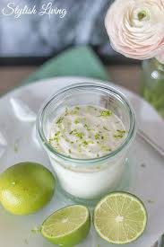 Joghurt Limetten Mousse Mit Vanille So Lecker Stylish Living Limetten Rezepte Dessert Rezepte Joghurt Lecker