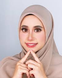 Swipe left to see pic before and after! #makeupttdi #makeupartiskl  #makeupbajetmurah #makeupmurahttdi #makeupbajetkl #makeuppetalingjaya  #muakl #muamurahkl