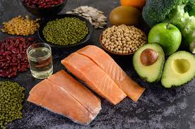 Selain dipenuhi dengan banyak nutrisi, oatmeal juga mampu menambah energi dan mengatasi beberapa masalah saat hamil, seperti morning sickness dan sembelit. Makanan Mengandung Omega 3 Terbaik Untuk Ibu Hamil