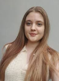 Sara Simic's Instagram, Twitter & Facebook